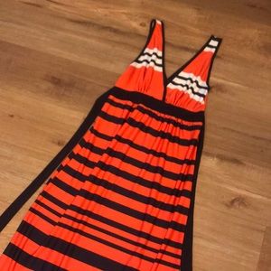 Women’s Summer Dress (not sure on brand or size due to no tag) (B3)